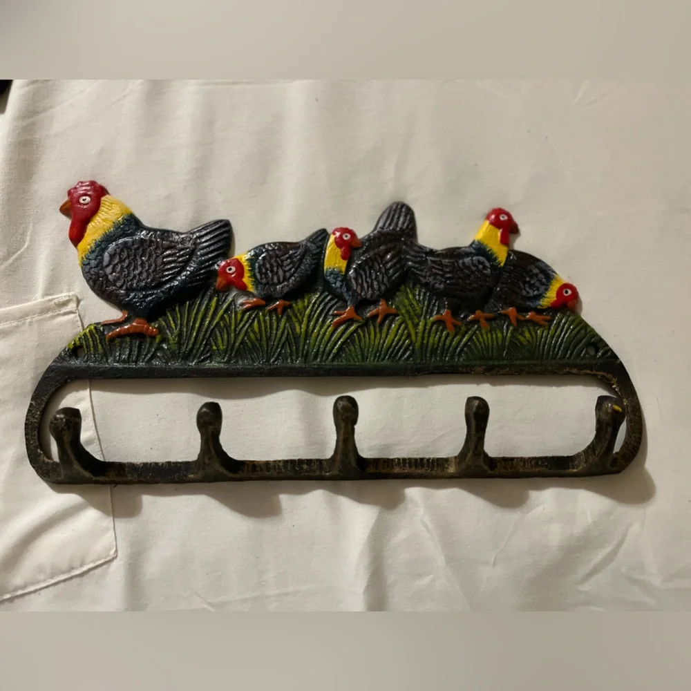 Cast Iron Painted Rooster/Chickens 10.5in Wall‎ Hooks